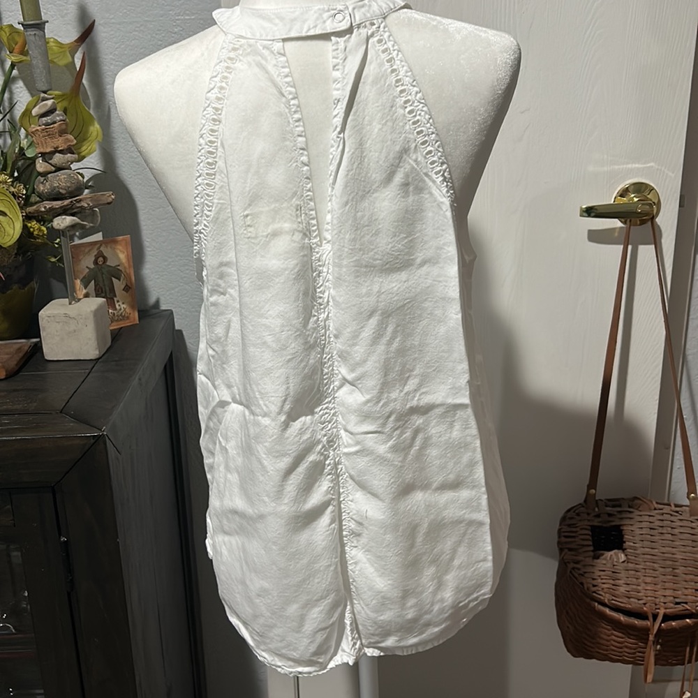 Cloth & Stone - Picture 2 of 8